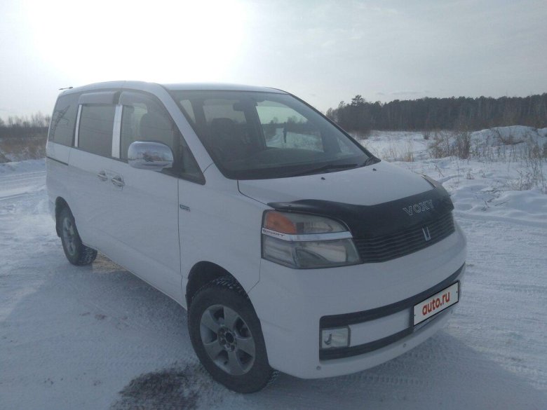 Микроавтобус тойота вокси