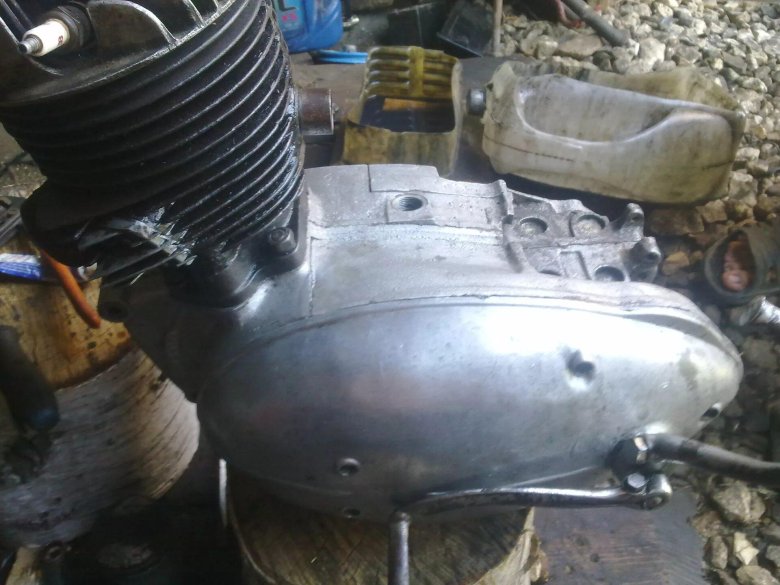 Двигатель ИЖ Планета 49