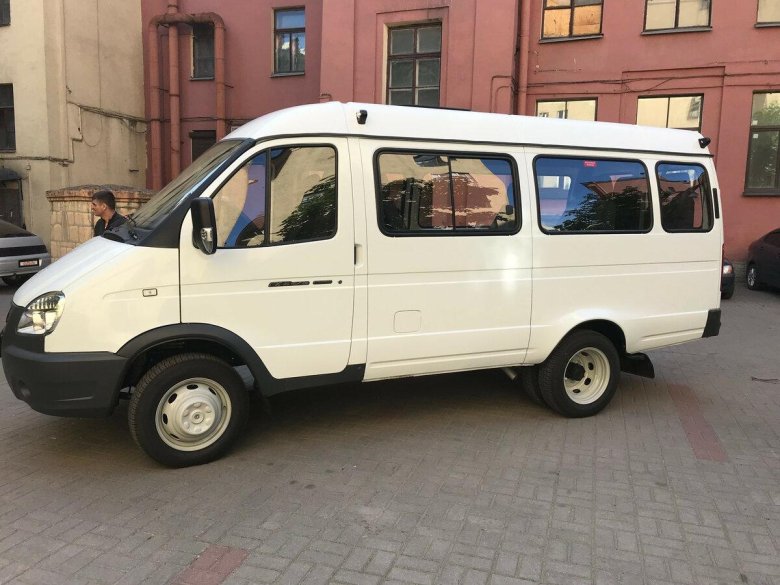Газель 3221 микроавтобус белый
