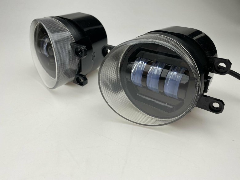 Фара лед Тойота Приус ZW 40