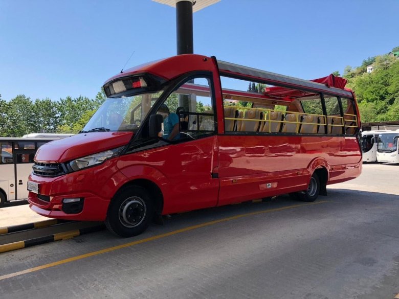 Автобус Iveco Фокс бас