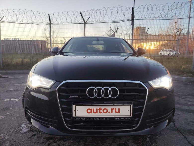 Черная ауди а 6