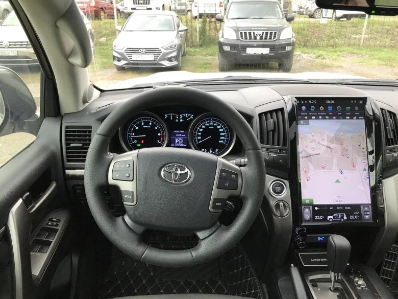 Land Cruiser 200 магнитола Tesla
