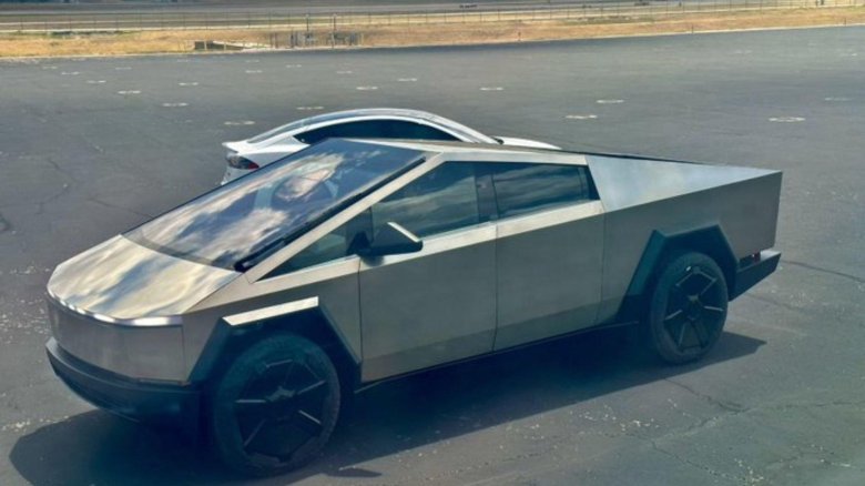 Tesla cybertruck