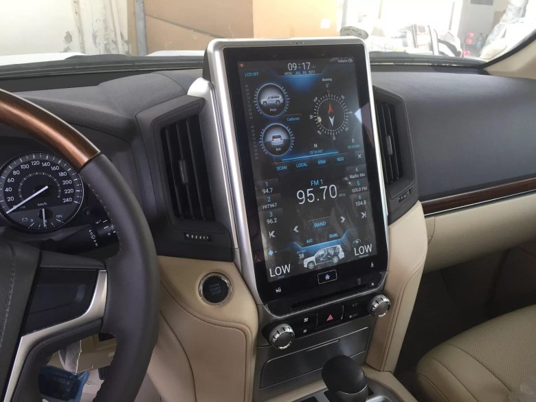 Land Cruiser 200 магнитола Tesla