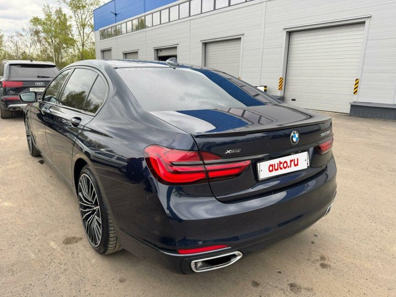 Bmw 7 серия vi