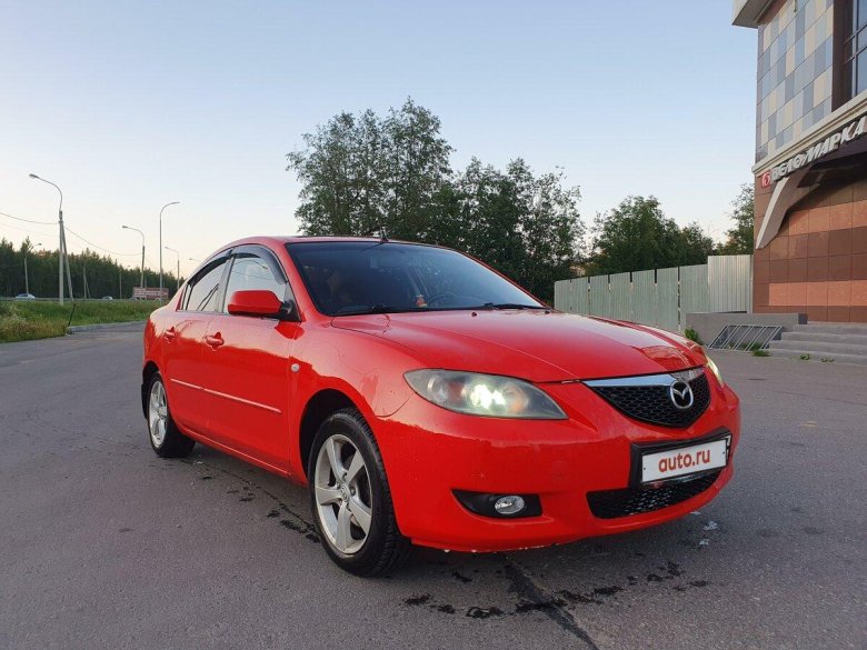 Мазда 3 2008 седан красная