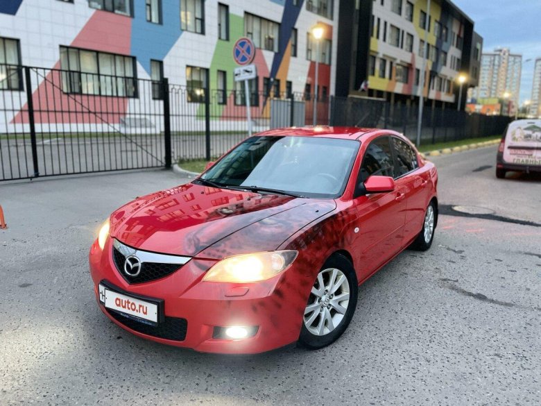 Мазда 3 2007 красная