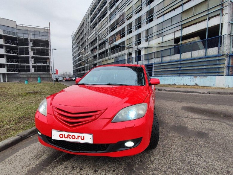 Мазда 3 2004 красная