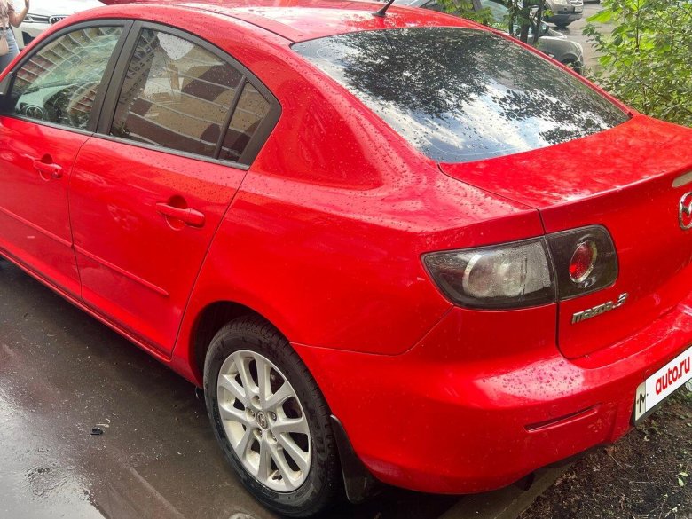 Мазда 3 2006 года седан