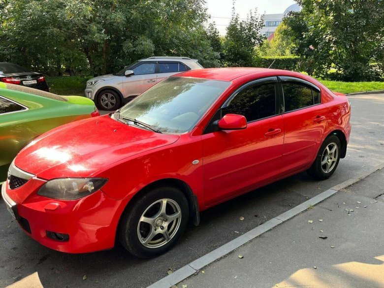 Мазда 3 2008 седан красная