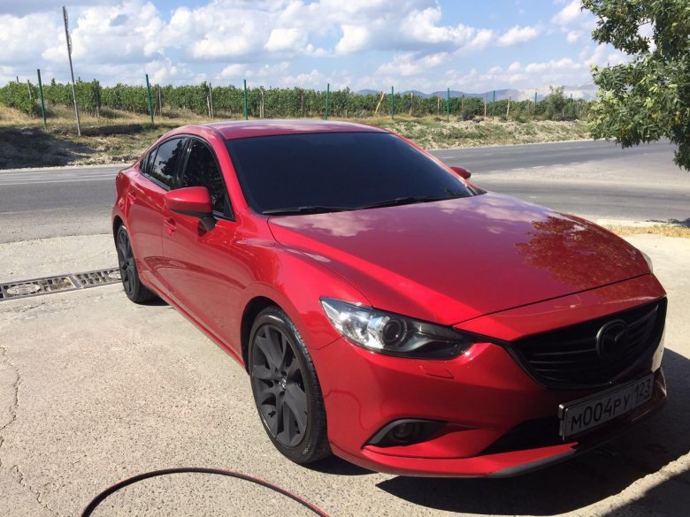 Мазда 6 красная