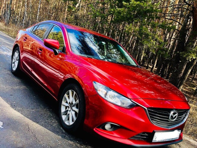 Мазда 6 красная