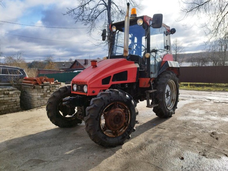 Трактор втз 2048