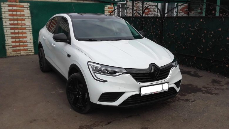 Рено аркана белая с черной крышей