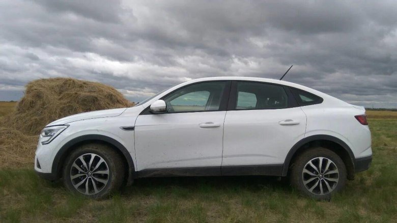 Рено аркана белая