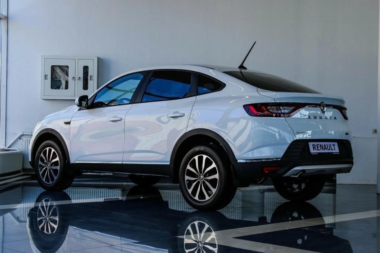Рено аркана 2021