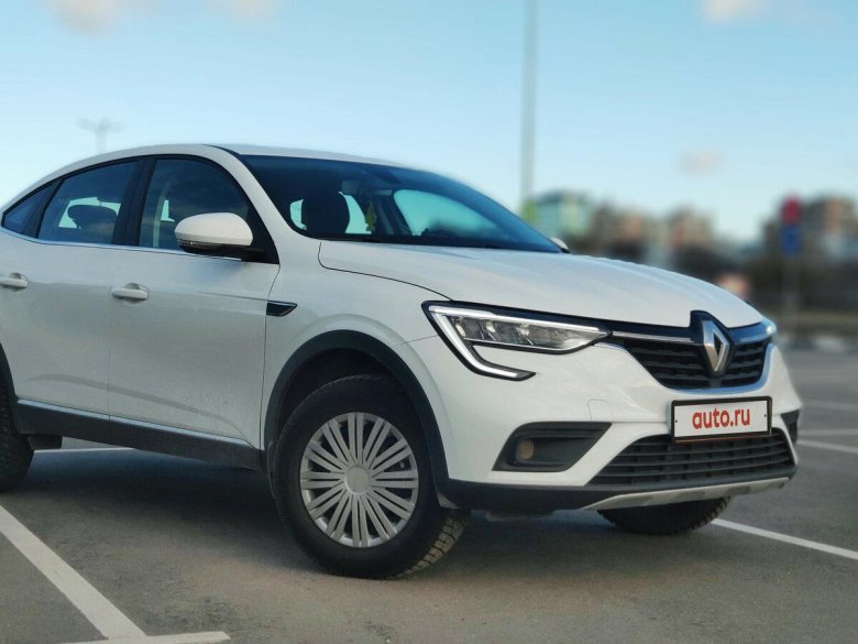 Рено аркана белая