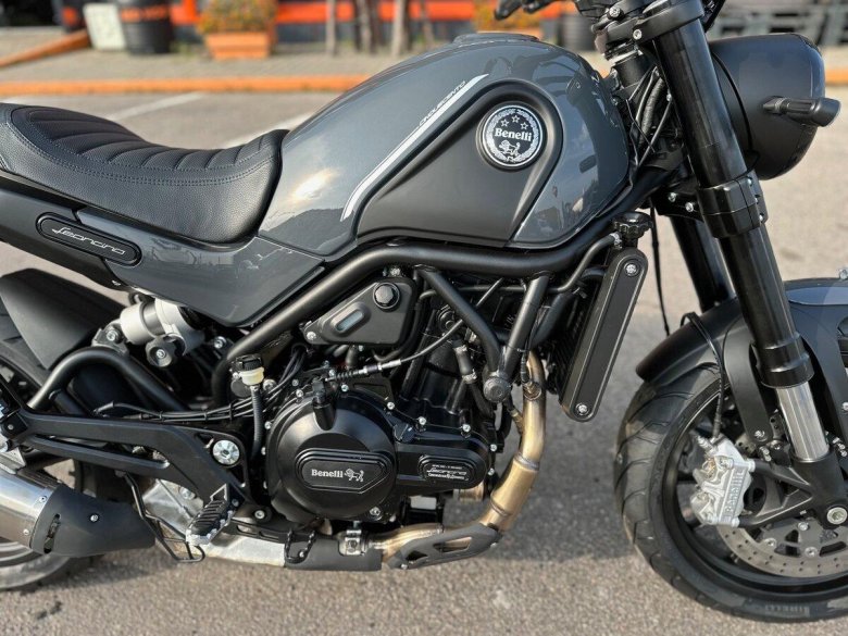 Спортивные мотоцикл