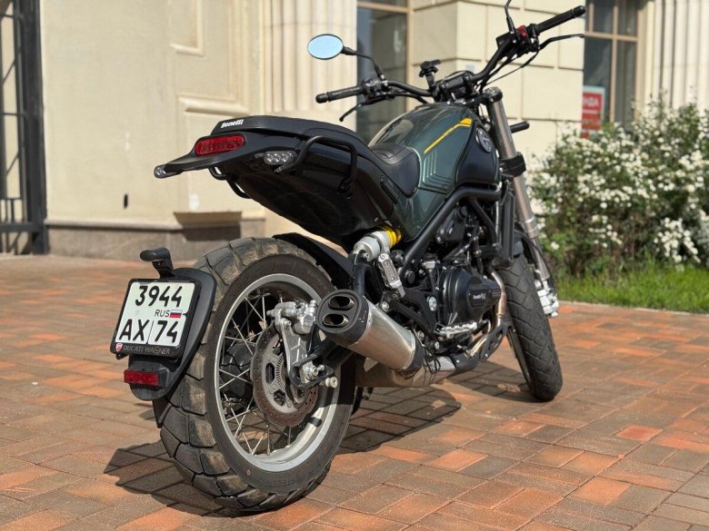 Benelli leoncino 500 trail