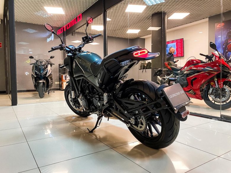 Benelli leoncino 500