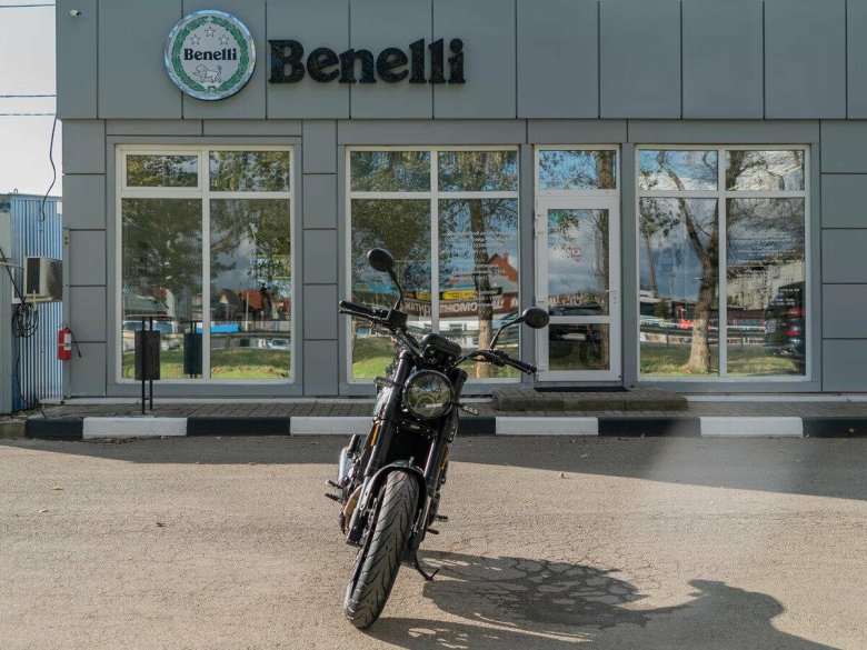 Benelli leoncino 500