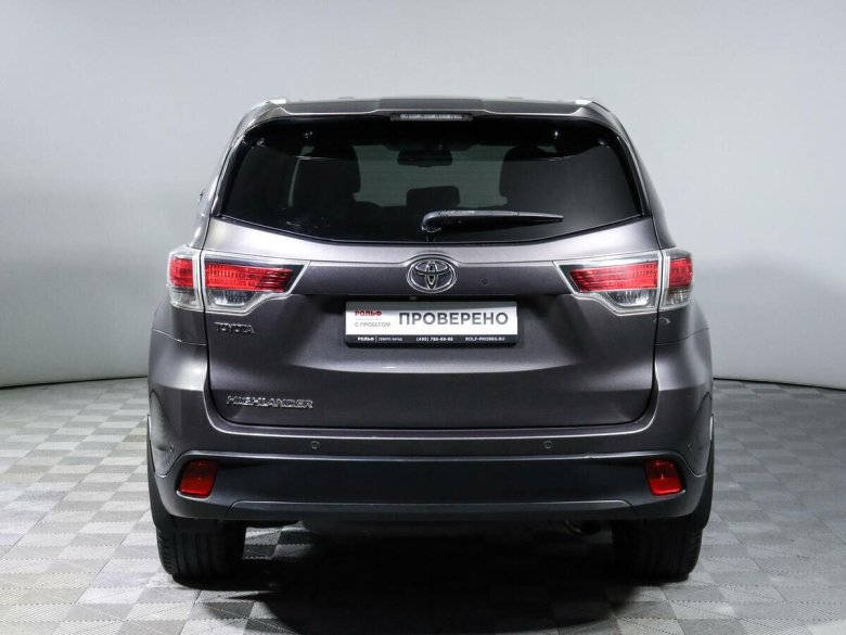 Тойота хайлендер 2015 черный