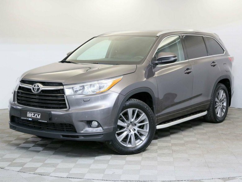Тойота хайлендер 2014 года