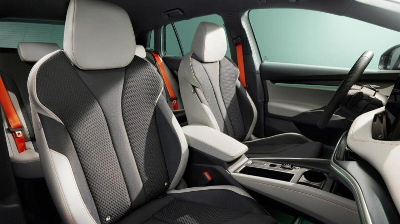 Новая октавия 2025