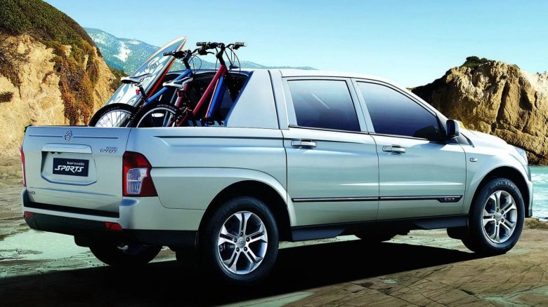 SSANGYONG Korando Sports