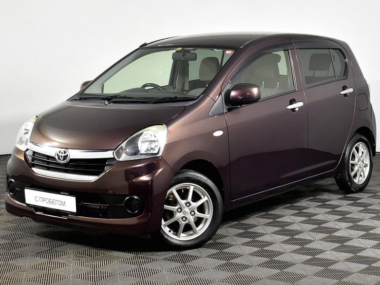 Тойота пиксис