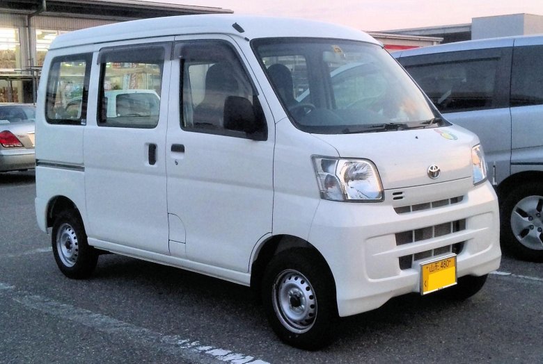 Toyota Pixis van