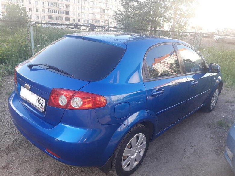 Шевроле Лачетти хэтчбек синий 1,4
