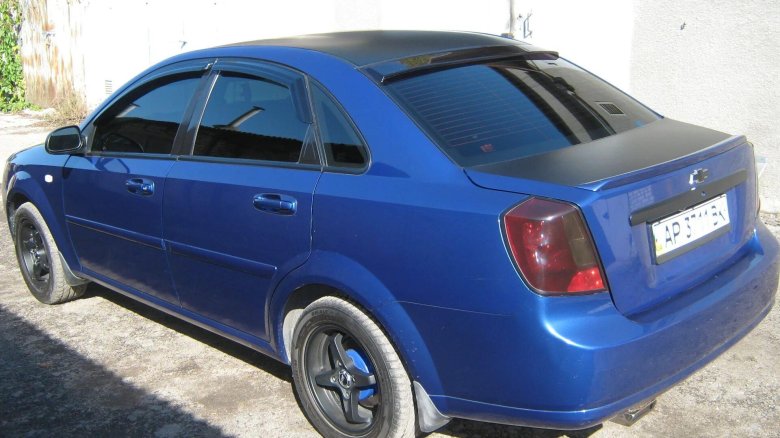 Chevrolet lacetti седан