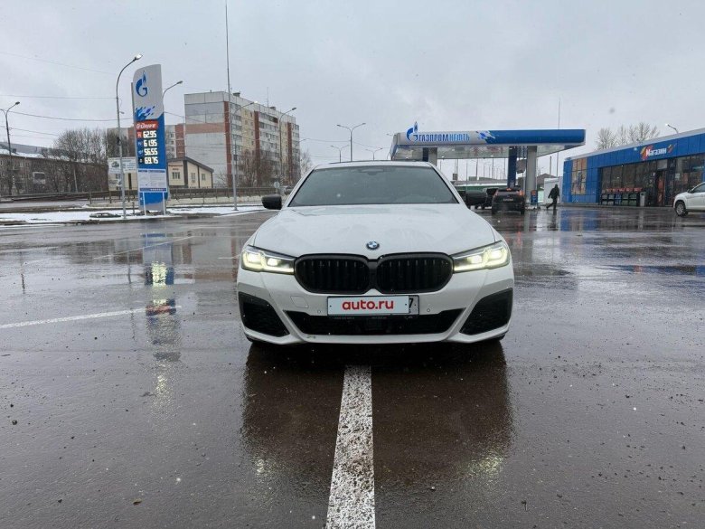 Бмв 5 серии 2020