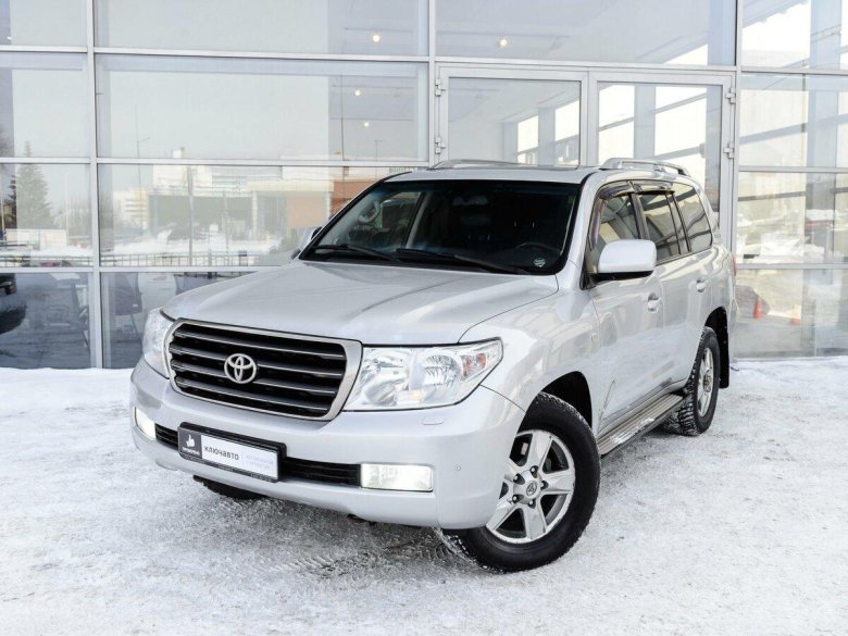 Тойота ленд Крузер 200 2011