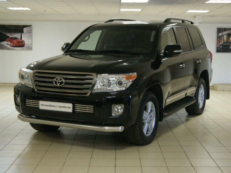 Тойота ленд Крузер 2013