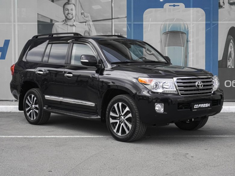 Toyota land cruiser 2013