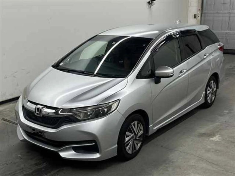 Honda shuttle hybrid 2016