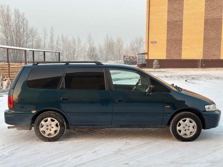 Хонда шаттл