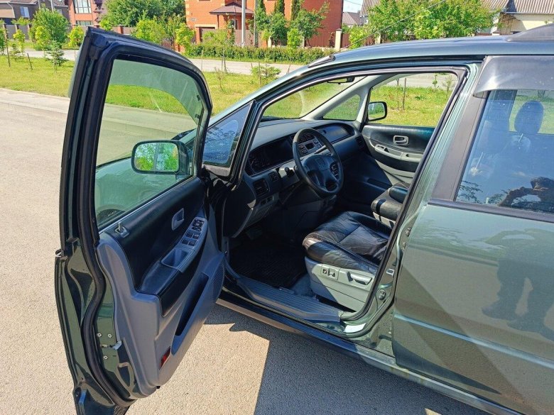 Автомобиль во