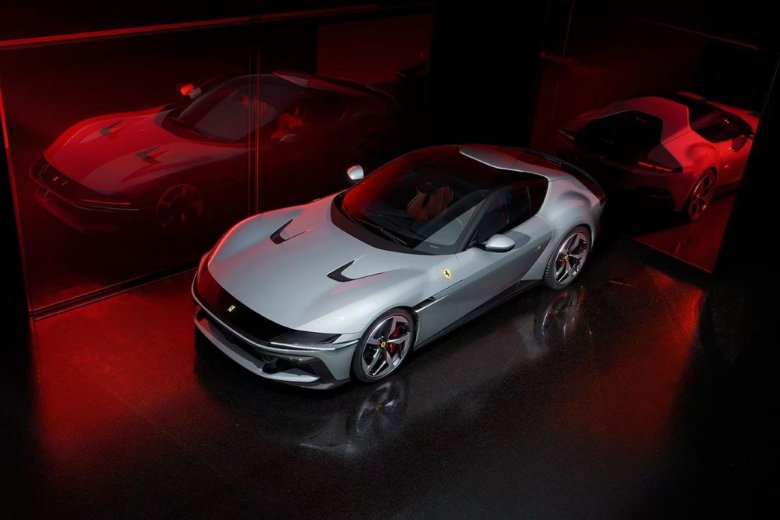 812 superfast ferrari