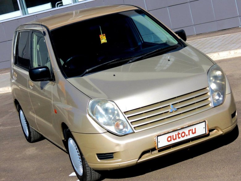 Мицубиси Мираж Динго