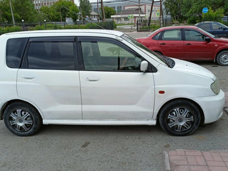 Митсубиси Динго 2001