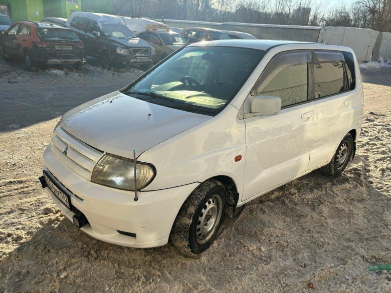 Митсубиси мираж динго 2002