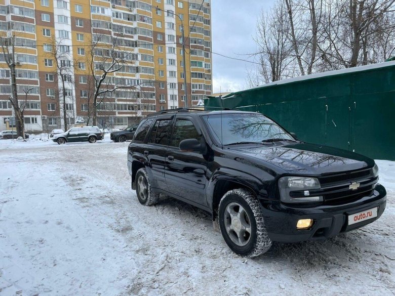 Шевроле Трейлблейзер 2006 черный