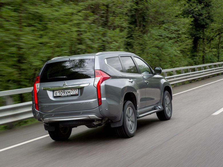 Mitsubishi Pajero Sport 2017