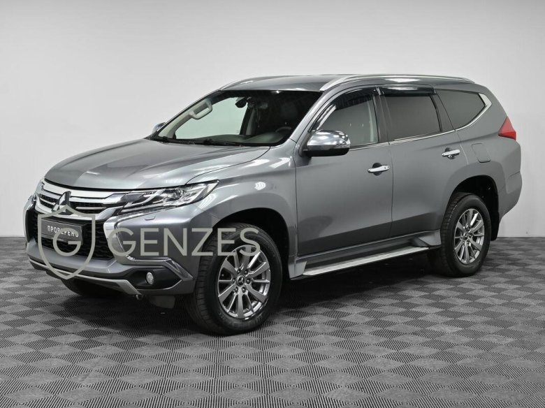 Mitsubishi pajero sport 2017