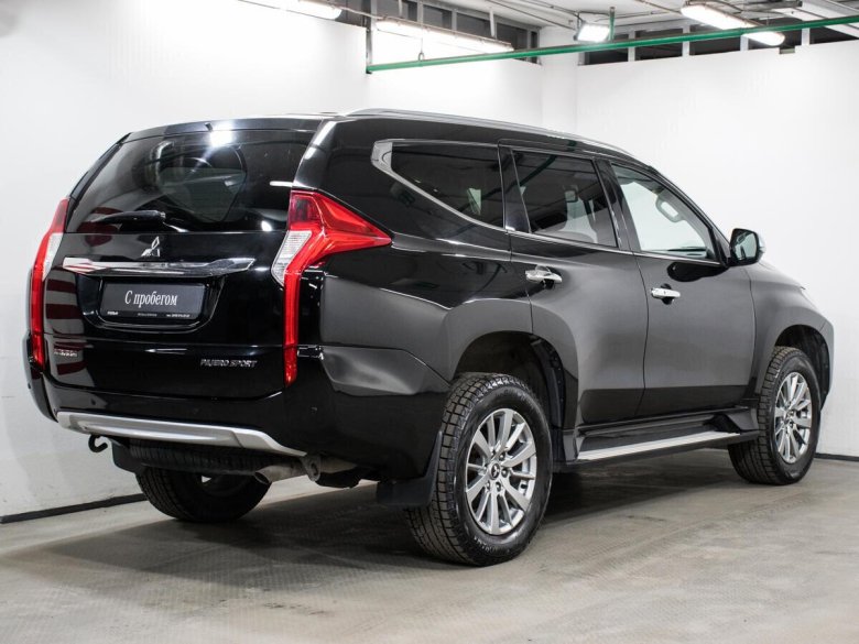 Pajero Sport 3 Black