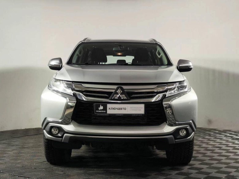Mitsubishi pajero sport 2018